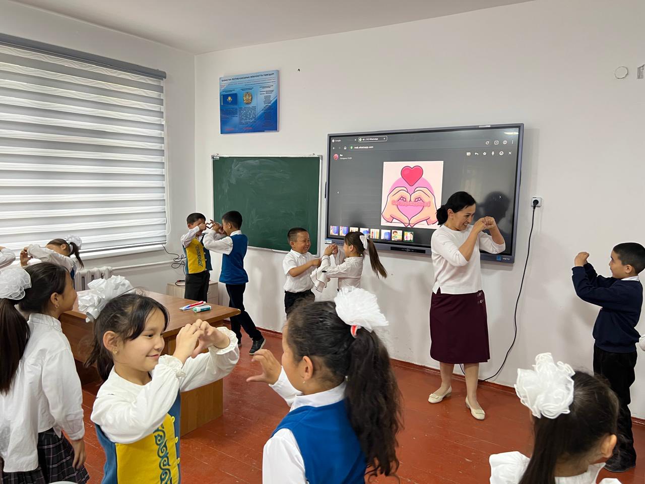 “Салауаттылық – денсаулық негізі” тақырыбында сынып сағатын өткізді. 